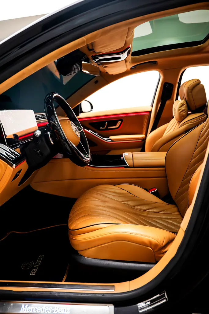 AED 4527 PM | MERCEDES S580 2021 | BRABUS KIT | WELL MAINTAINED | 1 YEAR WARRANTY - Image 7