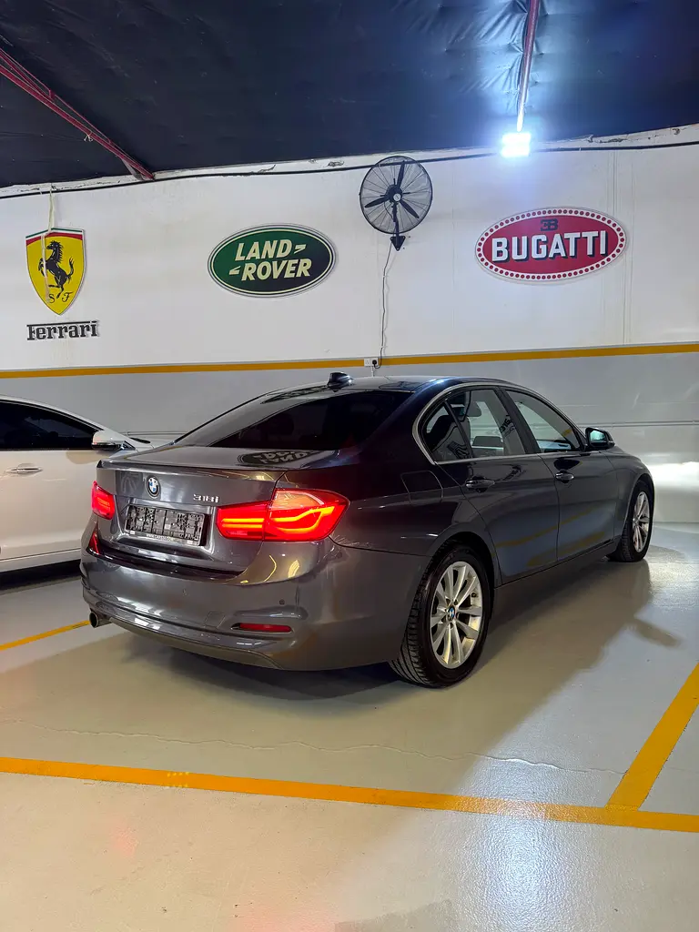 BMW 3 Series 318i 2016 GCC Specs - Image 8