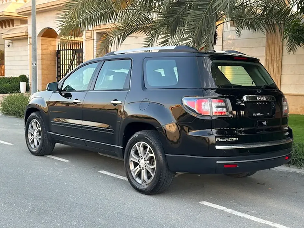 GMC Acadia SLE AWD 2016 - GCC Specs - Well Maintained - Image 7
