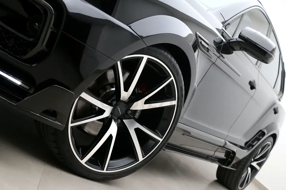 Bentley Bentayga Mansory 2021 | Distress Deal | European Specs | Pristine Condition - Image 6