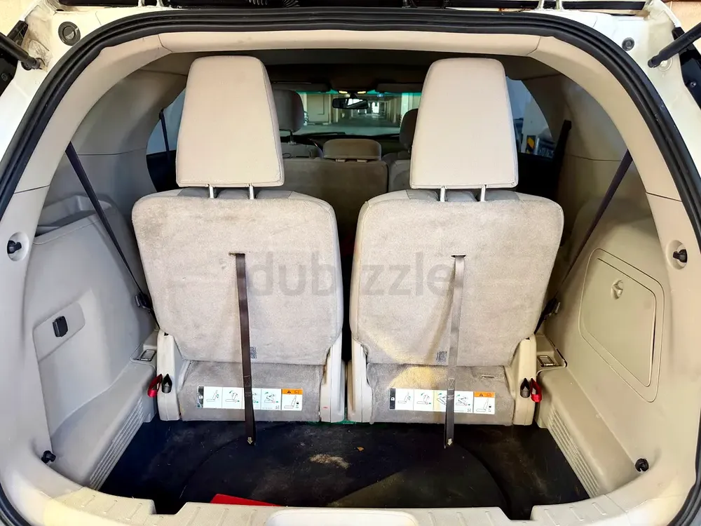 Ford Explorer XLT 2013 GCC Specs- 7 Seater - Well Maintained SUV - Image 10