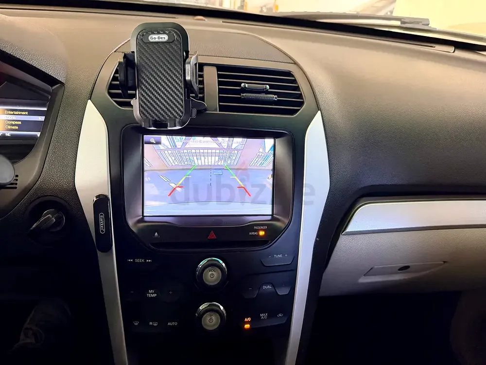 Ford Explorer XLT 2013 GCC Specs- 7 Seater - Well Maintained SUV - Image 6
