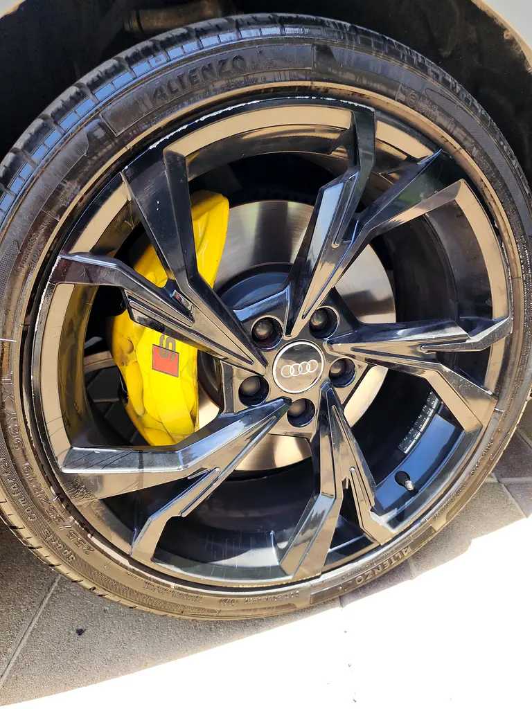 Rare Audi S5 Sportback Nadro Grey Quattro GCC Specs - Image 7