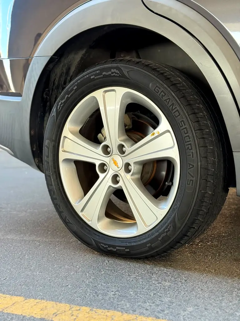 2013 Chevrolet Captiva LTZ Full Option GCC 7 seater - Image 11