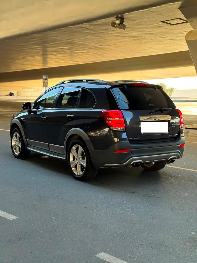 2013 Chevrolet Captiva LTZ Full Option GCC 7 seater - Image 6