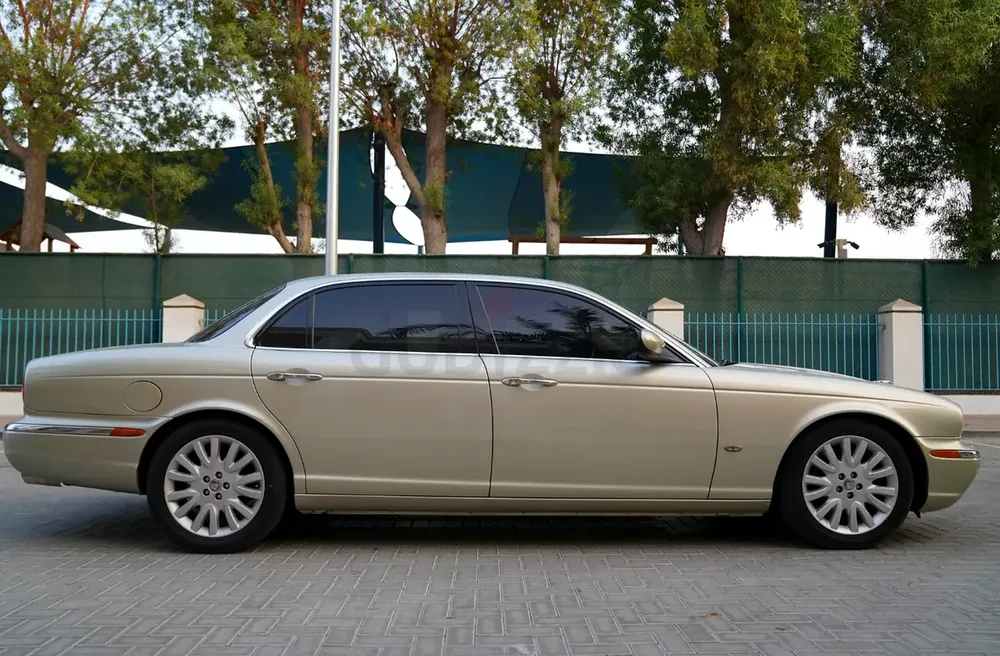 Jaguar XJ 2006 GCC Specs V6 Luxury Sedan - Image 7