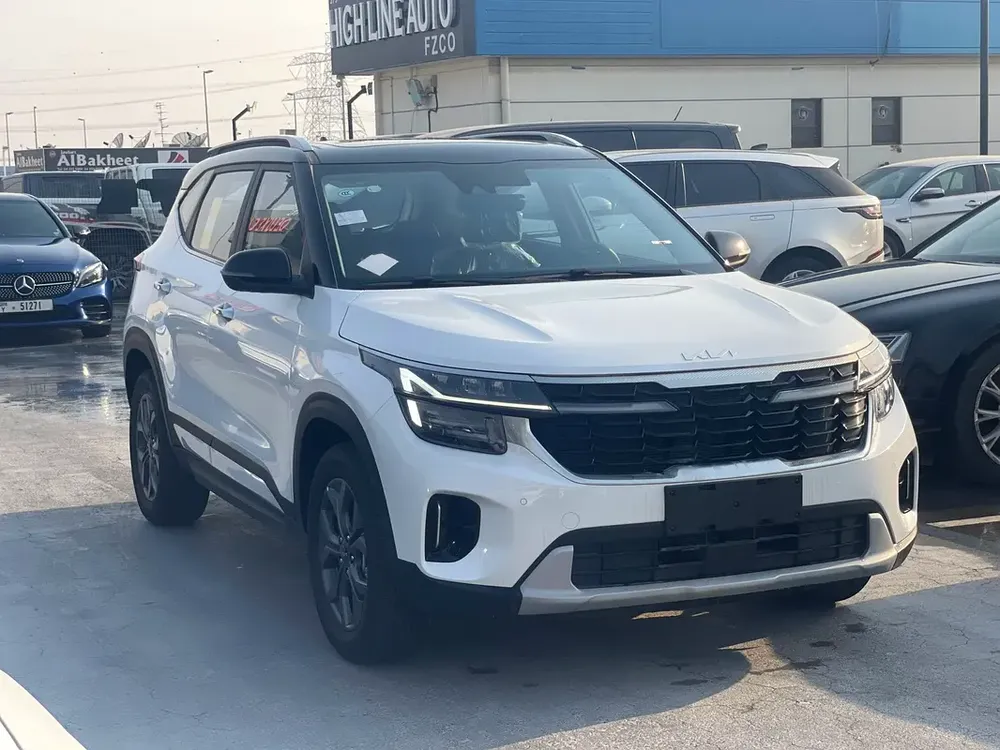 2025 KIA SELTOS 1.5L BLACK ROOF WITH ELECTRIC SEAT - Image 6