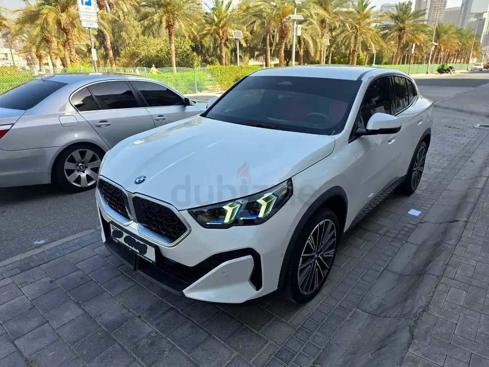 2025 BMW X2 sDrive18i - GCC Specs - Brand New! - Image 9