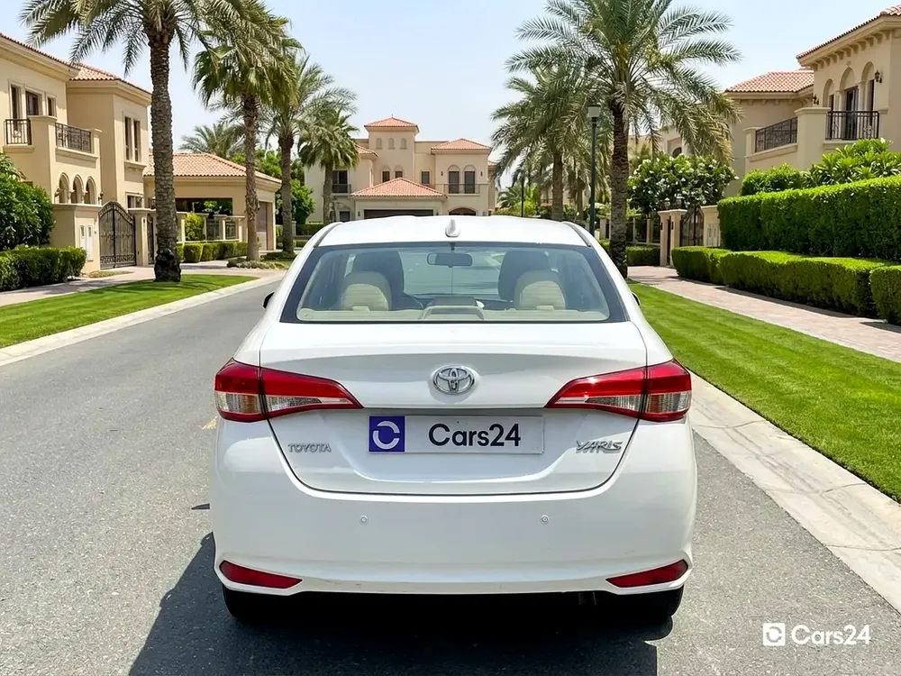 AED 579/month | 0 Downpayment | Free 3 Months Warranty | 30 Day Return | TOYOTA YARIS 2022 - Image 4