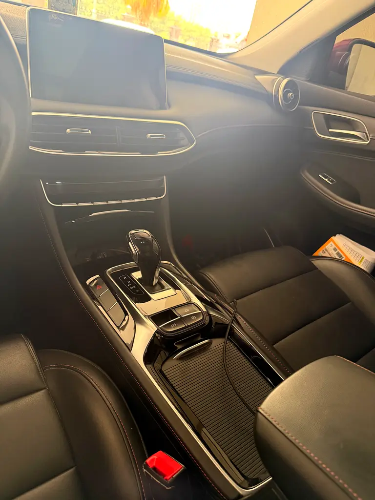 2020 MG HS Luxury | 62,700 KM | Red | Lux Trim - Image 10