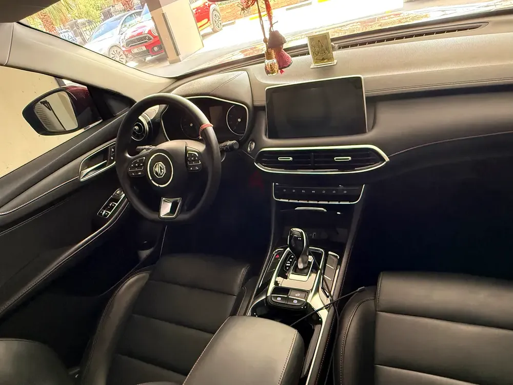 2020 MG HS Luxury | 62,700 KM | Red | Lux Trim - Image 8