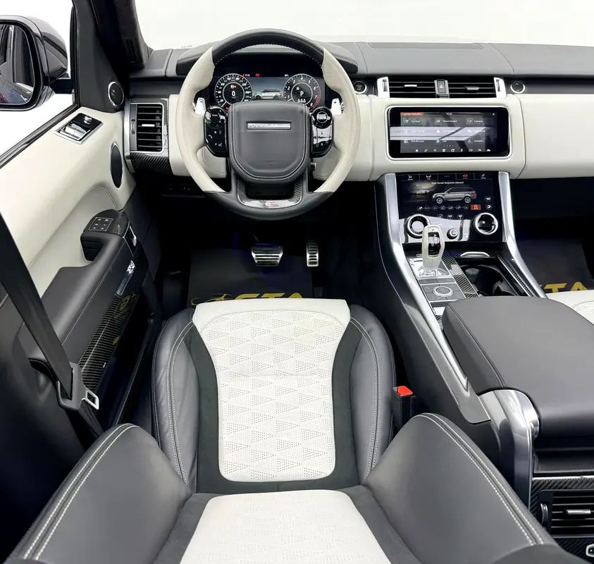 2022 Range Rover Sport SVR Carbon Edition, 2028 RR Warranty, Full RR Service History, Low Km, GCC - Image 15