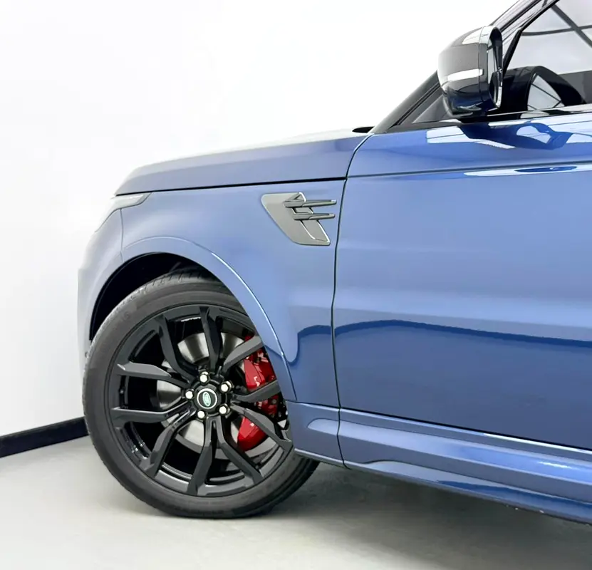 2022 Range Rover Sport SVR Carbon Edition, 2028 RR Warranty, Full RR Service History, Low Km, GCC - Image 7