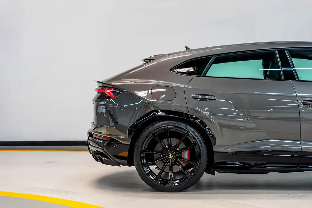 Lamborghini Urus Standard 2022 GCC Specs - Image 16