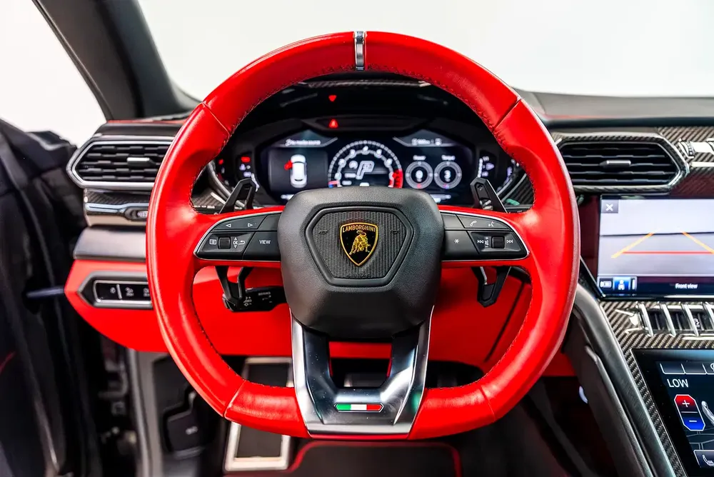 Lamborghini Urus Standard 2022 GCC Specs - Image 6