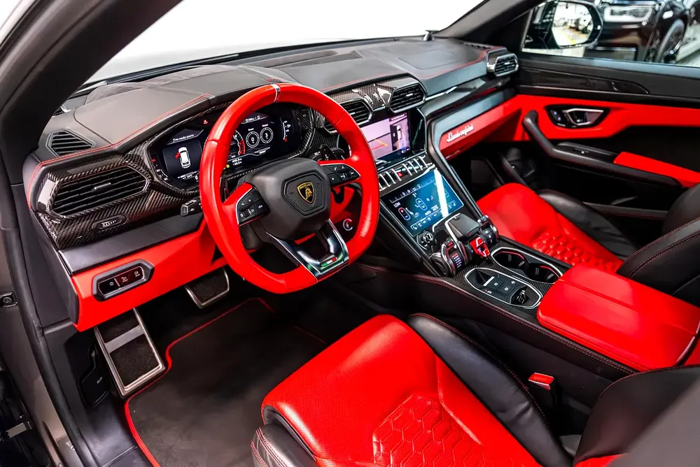 Lamborghini Urus Standard 2022 GCC Specs - Image 7