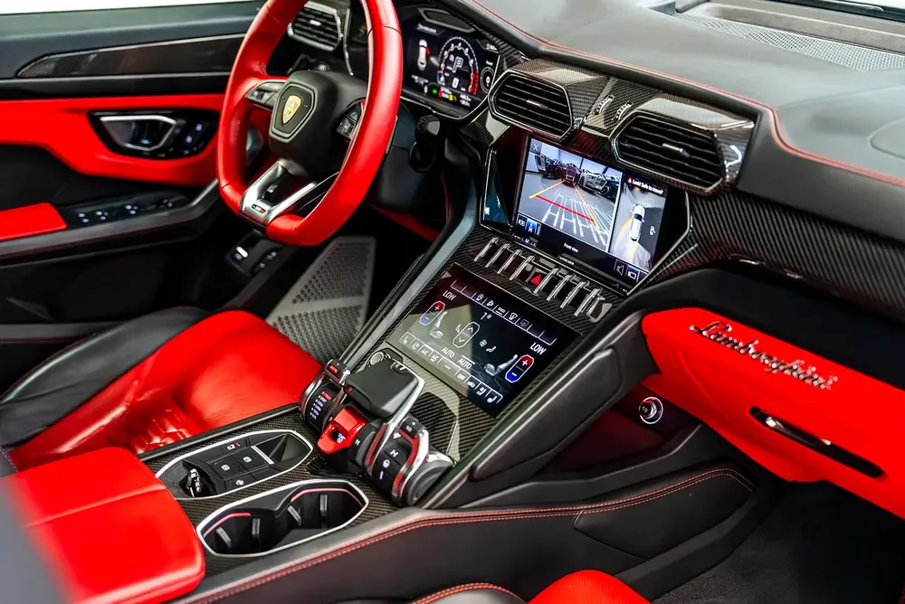 Lamborghini Urus Standard 2022 GCC Specs - Image 8