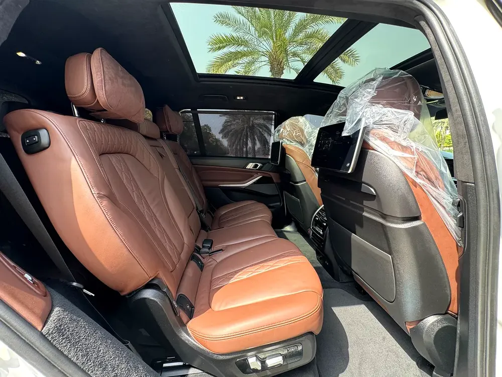 BMW X7 xDrive40i 2020 GCC Specs - Luxury 7-Seater - Image 12