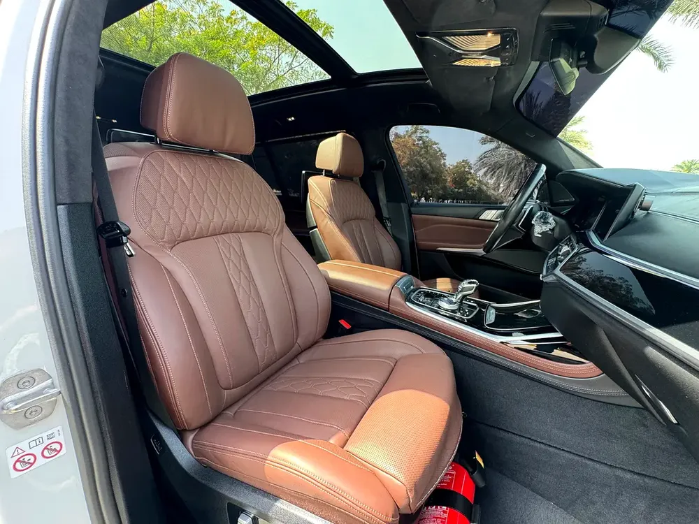 BMW X7 xDrive40i 2020 GCC Specs - Luxury 7-Seater - Image 14