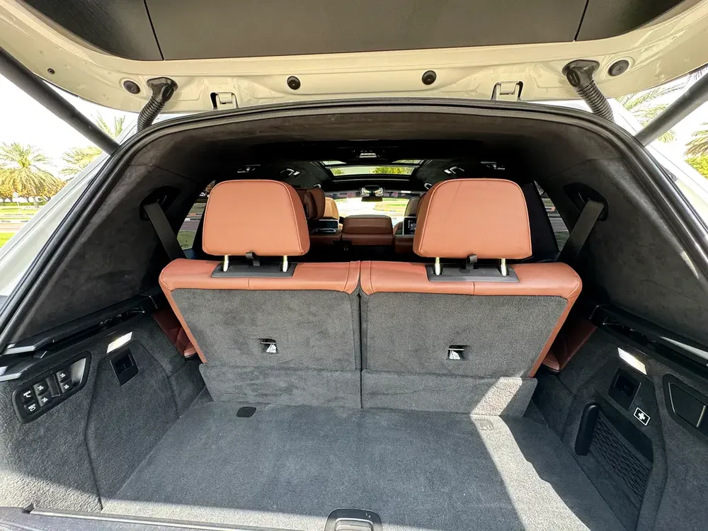 BMW X7 xDrive40i 2020 GCC Specs - Luxury 7-Seater - Image 16
