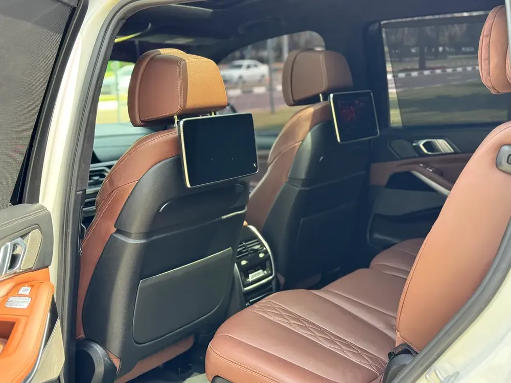 BMW X7 xDrive40i 2020 GCC Specs - Luxury 7-Seater - Image 20