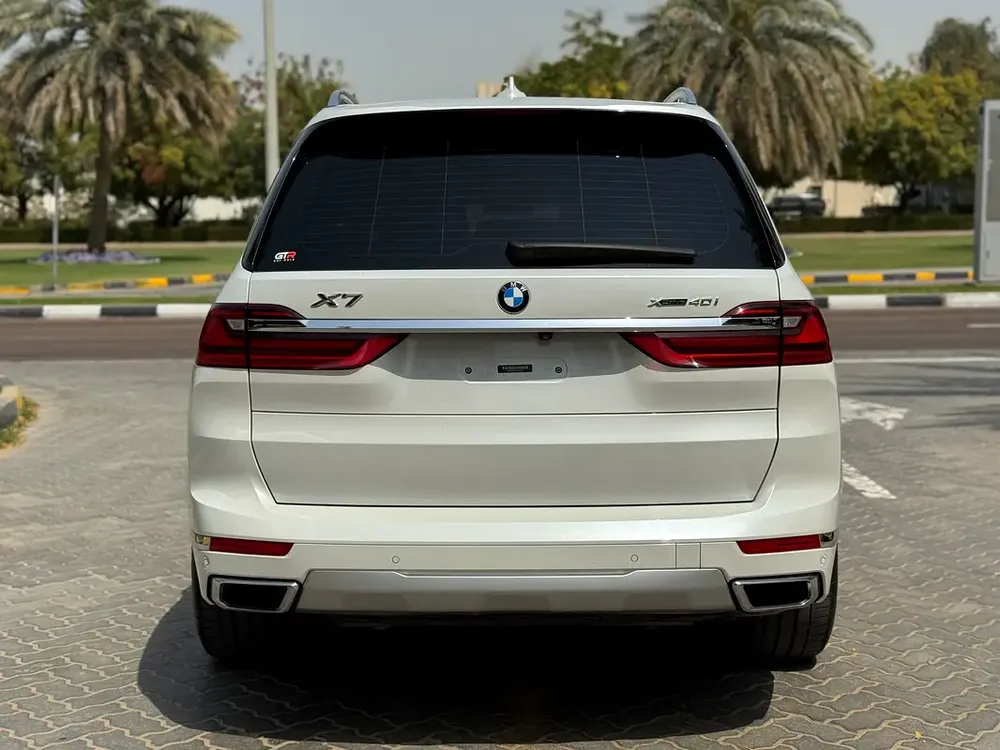 BMW X7 xDrive40i 2020 GCC Specs - Luxury 7-Seater - Image 9