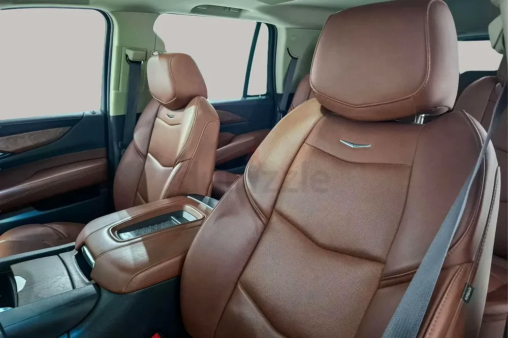 AED 6579/month | 2015 Cadillac Escalade  | GCC Specs | Ref#430950 - Image 11
