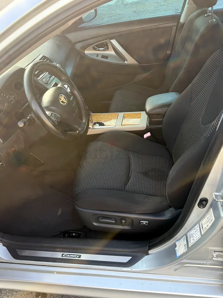 Toyota Camry model 2008 Gcc - Image 10