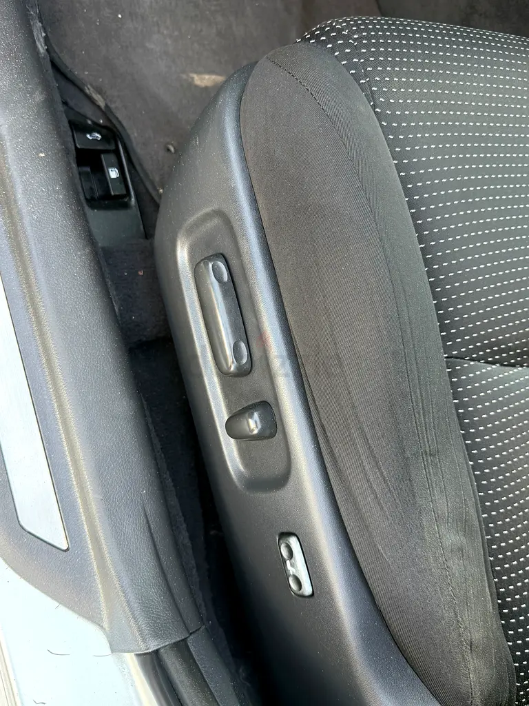 Toyota Camry model 2008 Gcc - Image 14