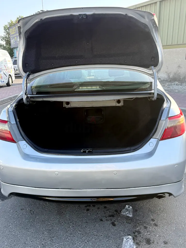Toyota Camry model 2008 Gcc - Image 17