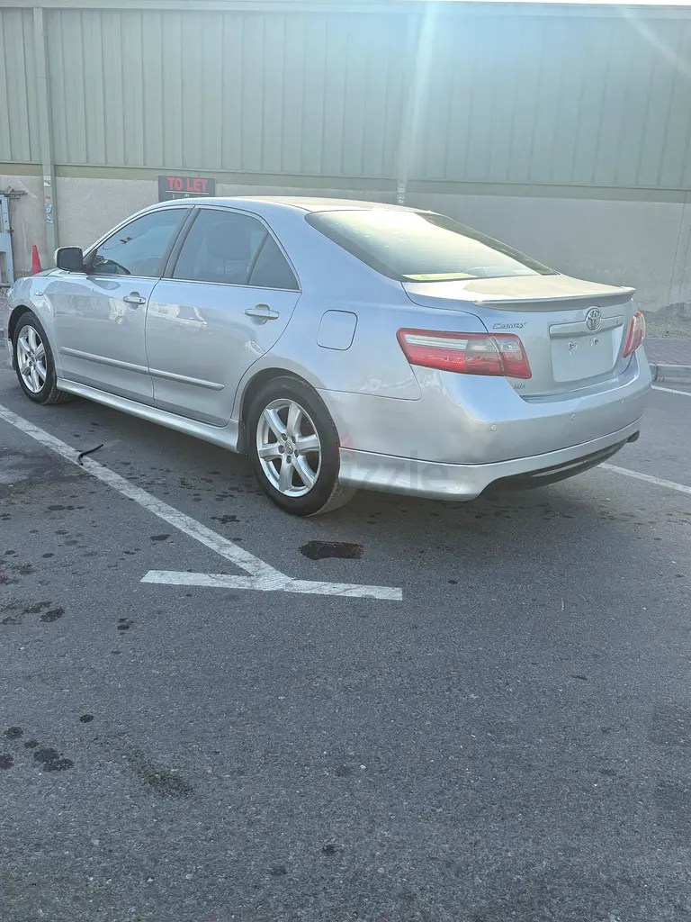 Toyota Camry model 2008 Gcc - Image 4