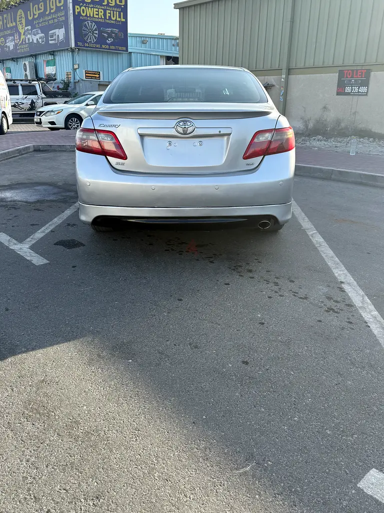 Toyota Camry model 2008 Gcc - Image 6