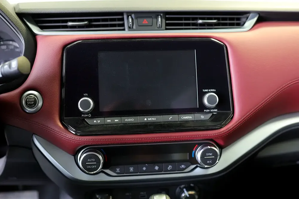 NISSAN XTERRA 2023 PLATINUM - Image 11