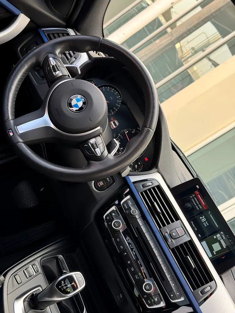 2019 BMW 3-Series 320i M KIT xDrive - fully loaded Well Maintained - Image 11
