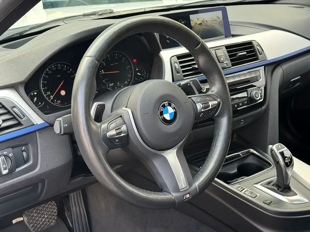 2019 BMW 3-Series 320i M KIT xDrive - fully loaded Well Maintained - Image 13