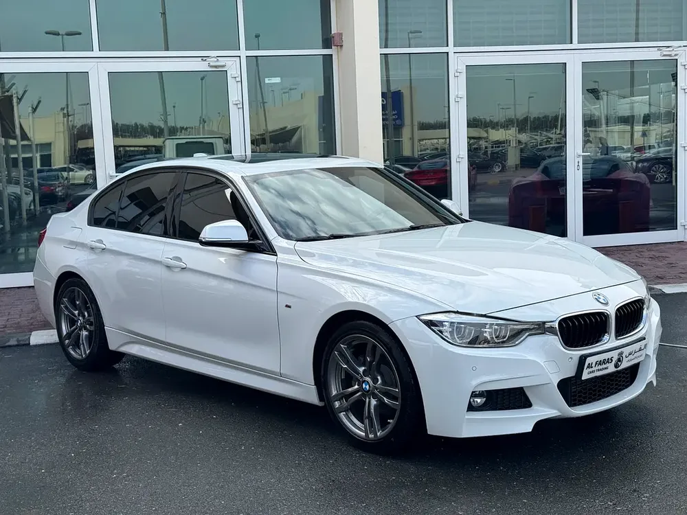 2019 BMW 3-Series 320i M KIT xDrive - fully loaded Well Maintained - Image 4