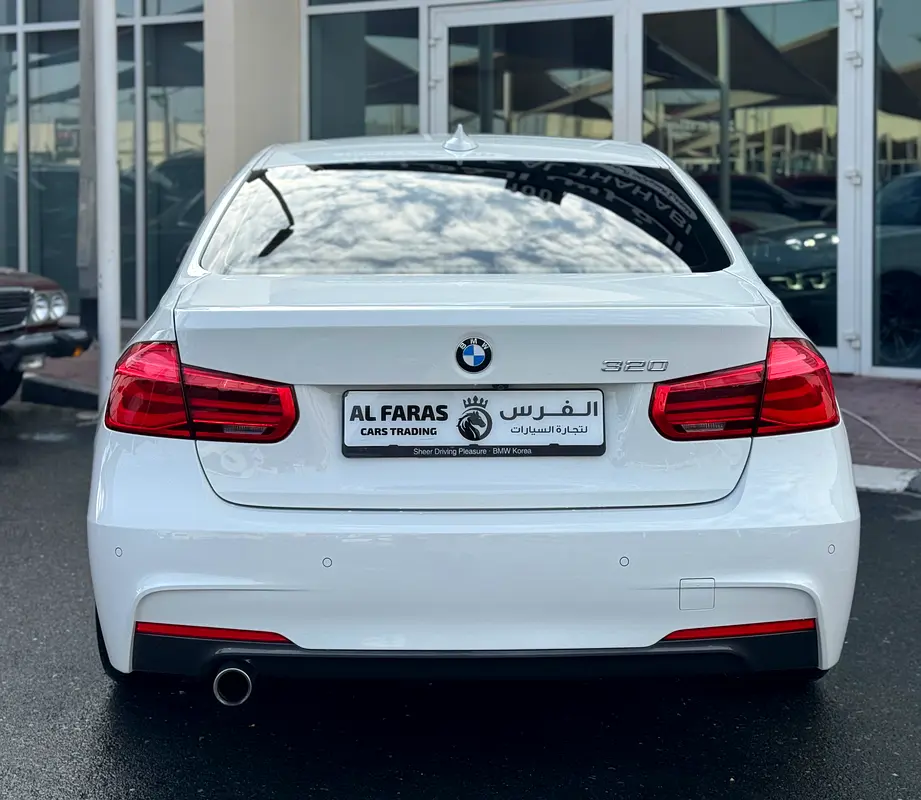 2019 BMW 3-Series 320i M KIT xDrive - fully loaded Well Maintained - Image 5