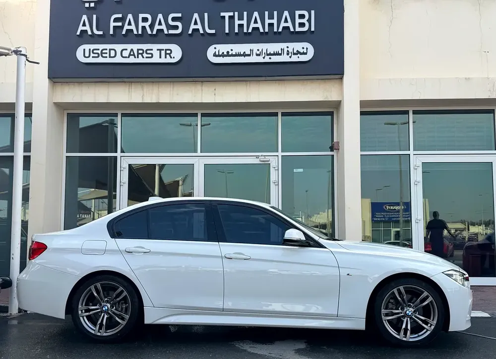 2019 BMW 3-Series 320i M KIT xDrive - fully loaded Well Maintained - Image 7