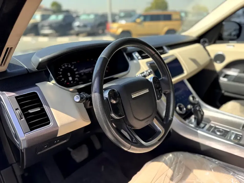 2020- RANGE ROVER SPORT HSE  - AMERICAN SPECES - ONLY 146,000 KM - Image 11