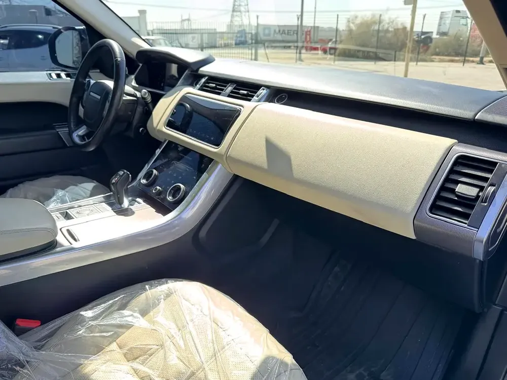 2020- RANGE ROVER SPORT HSE  - AMERICAN SPECES - ONLY 146,000 KM - Image 14