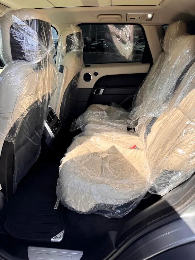 2020- RANGE ROVER SPORT HSE  - AMERICAN SPECES - ONLY 146,000 KM - Image 17