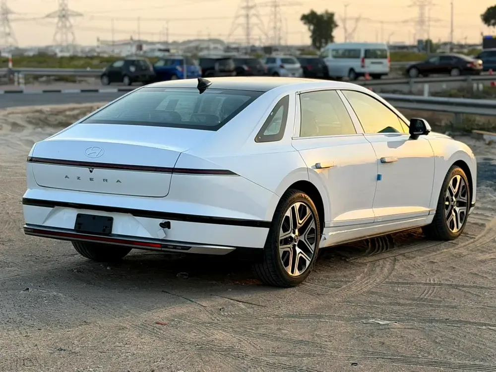 Hyundai Azera Premium 2026 - GCC Specs - Brand New - Image 4