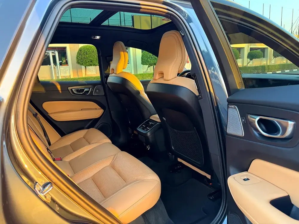 2020 Volvo XC60 T6 Inscription Highline | GCC Specs | Low Mileage - Image 8