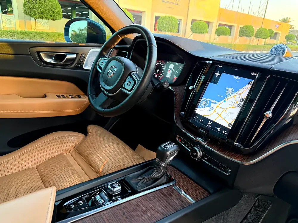 2020 Volvo XC60 T6 Inscription Highline | GCC Specs | Low Mileage - Image 9