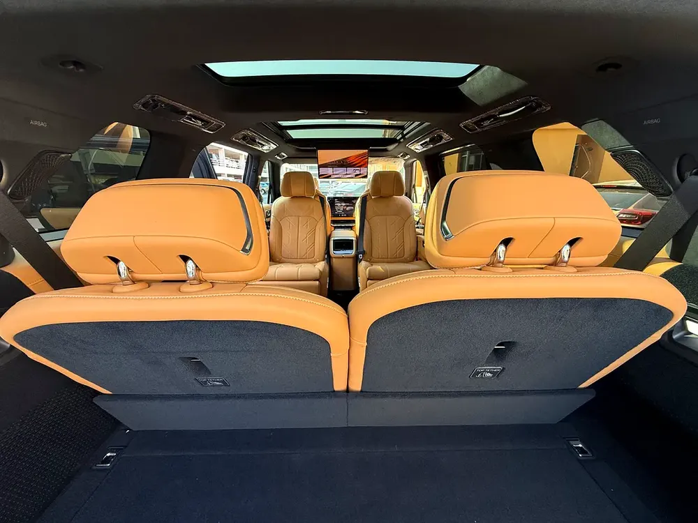 ZEEKR 9X Ultra 70kWh | 2nd-row Swivel Seats - Image 14
