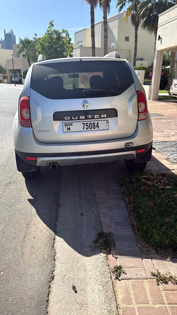 Renault Duster SE 4X4 2014 - GCC Specs - Image 6