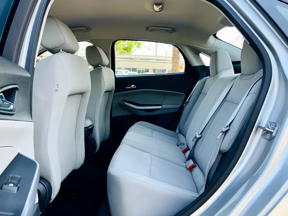 UNLIMITED MILEAGE WARRANTY / CRUISE CONTROL + CAMERA + ALLOY WHEELS + LED LIGHT / IN HOUSE FINANCE - Image 15