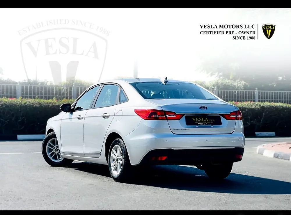 UNLIMITED MILEAGE WARRANTY / CRUISE CONTROL + CAMERA + ALLOY WHEELS + LED LIGHT / IN HOUSE FINANCE - Image 7