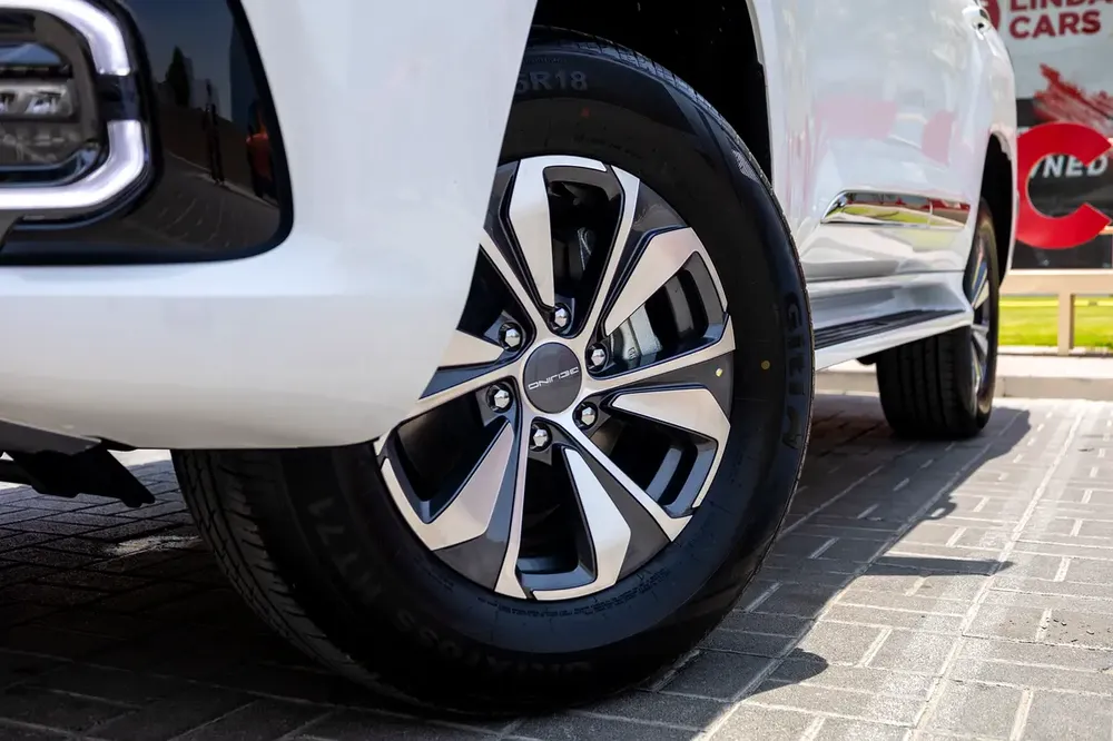AED 2,375 monthly | Agency Warranty | BAIC BJ60 Elite (BRAND NEW,7SEATER) 2025 GCC - Image 8