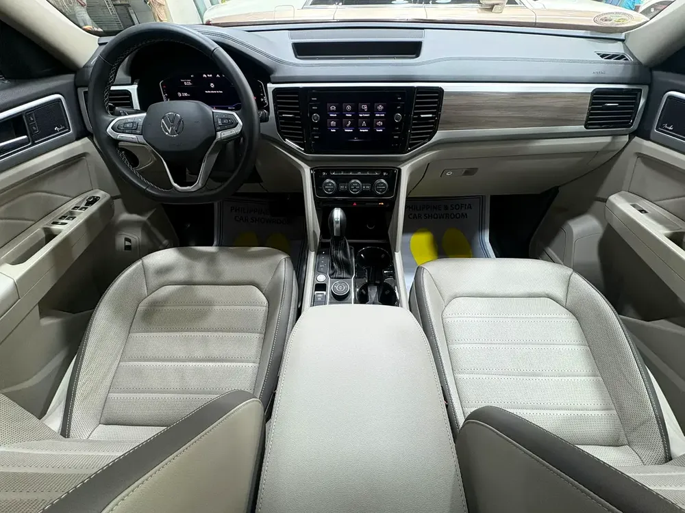 Volkswagen Teramont 4MOTION 2021 GCC Specs - Excellent Condition! - Image 14